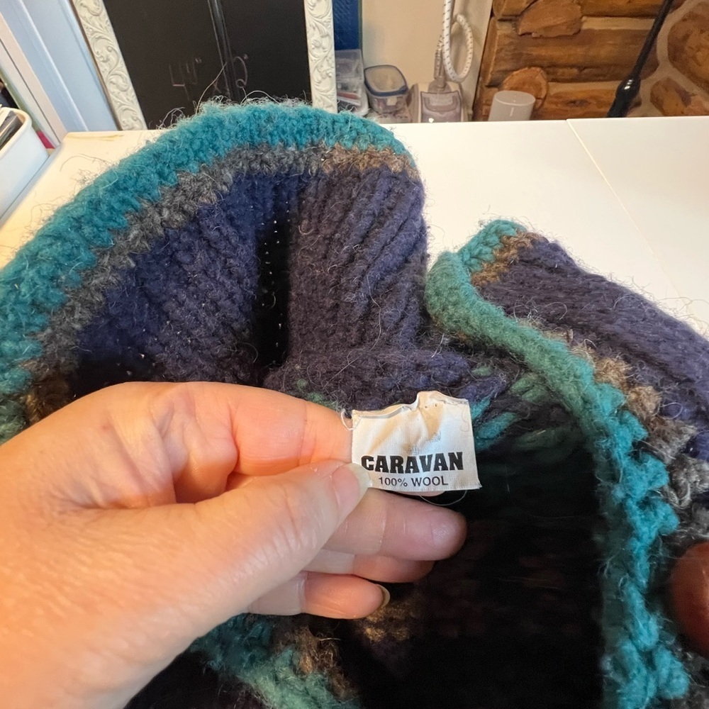 Caravan 1990s Navy and Teal Patterned hand made Turtleneck Sweater free size. - Picture 3 of 7